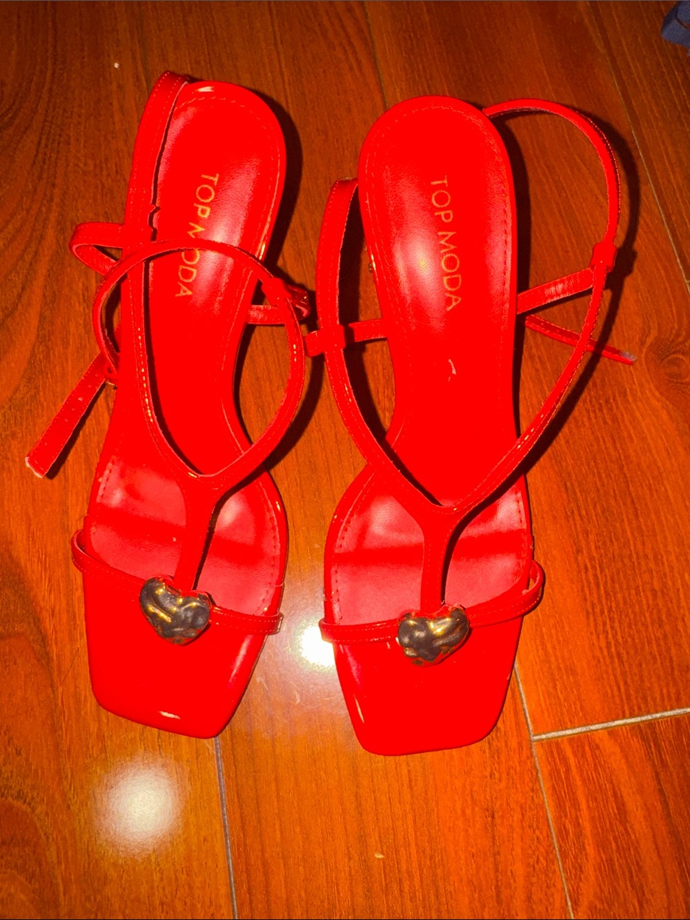TOP Moda Red Strappy Heart-Embellished Heels